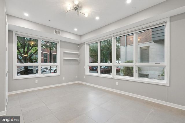 707 S 15TH ST, Philadelphia, PA 19146