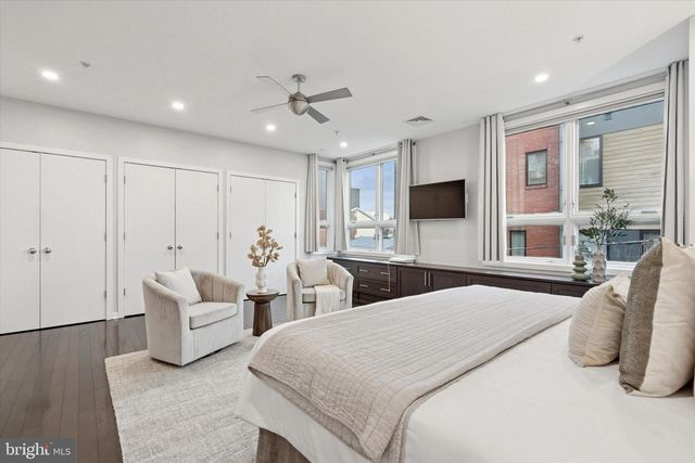 707 S 15TH ST, Philadelphia, PA 19146