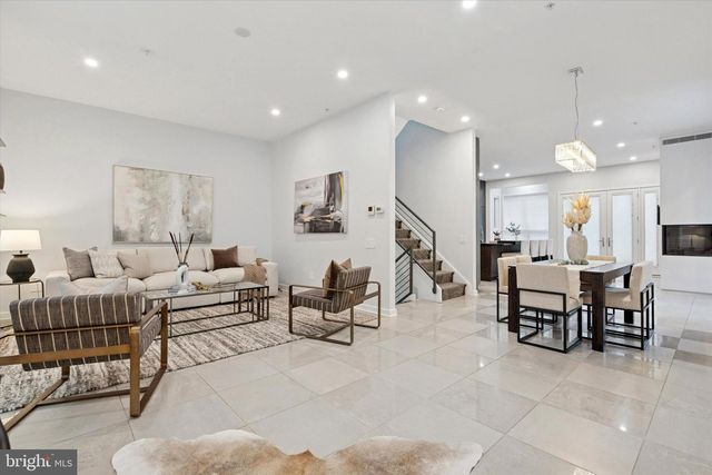 707 S 15TH ST, Philadelphia, PA 19146