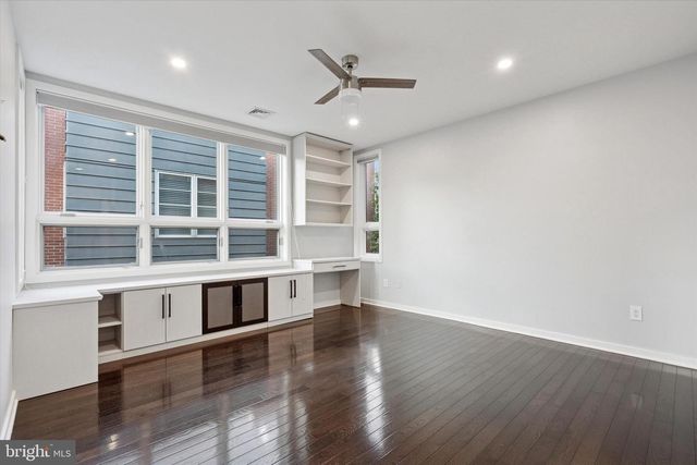 707 S 15TH ST, Philadelphia, PA 19146