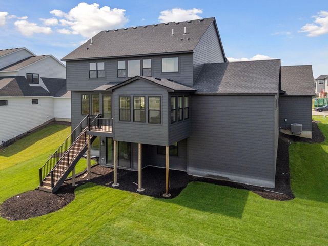 10154 Peony Lane N, Maple Grove, MN 55311