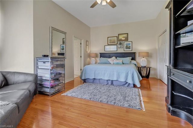 184 Vintage CIR N201, Naples, FL 34119