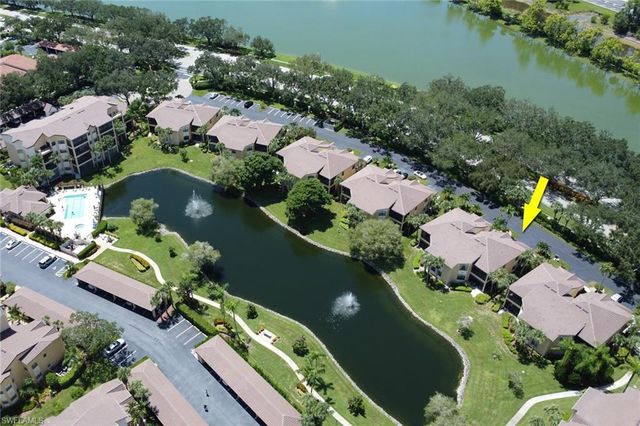 184 Vintage CIR N201, Naples, FL 34119