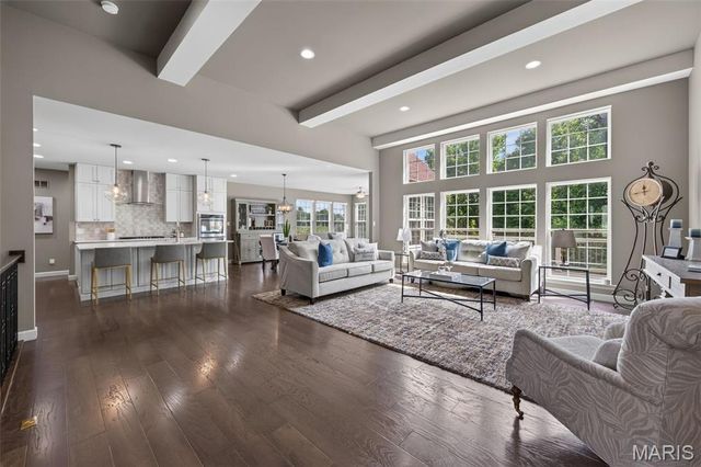 2701 Brook Hill Lane, St Charles, MO 63303