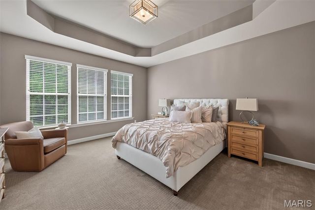 2701 Brook Hill Lane, St Charles, MO 63303