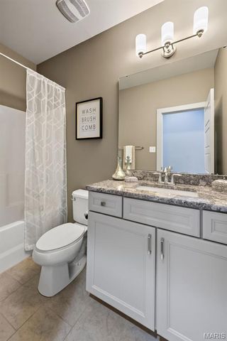 2701 Brook Hill Lane, St Charles, MO 63303