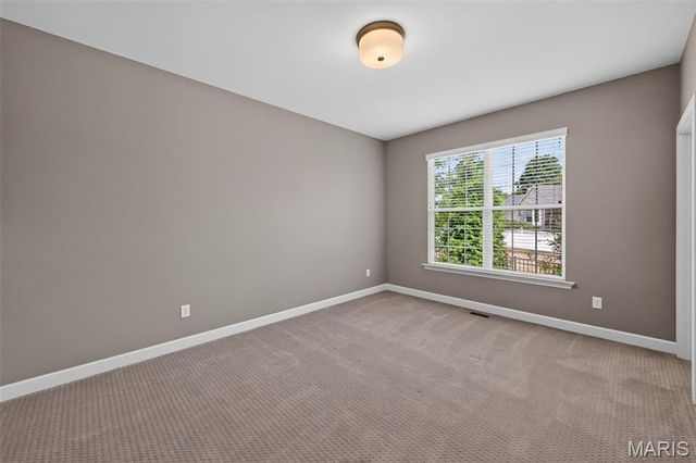 2701 Brook Hill Lane, St Charles, MO 63303