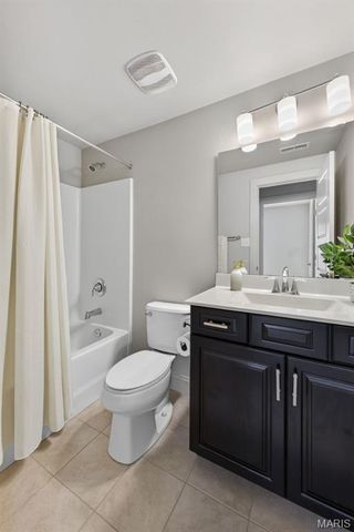 2701 Brook Hill Lane, St Charles, MO 63303