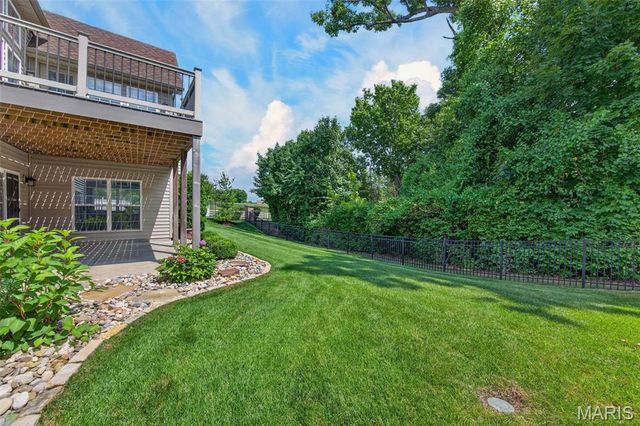 2701 Brook Hill Lane, St Charles, MO 63303