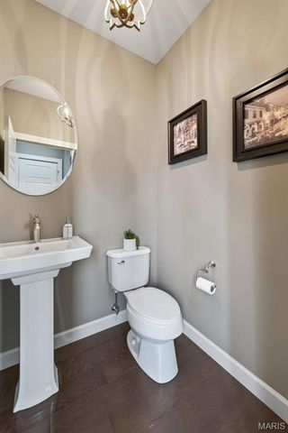 2701 Brook Hill Lane, St Charles, MO 63303
