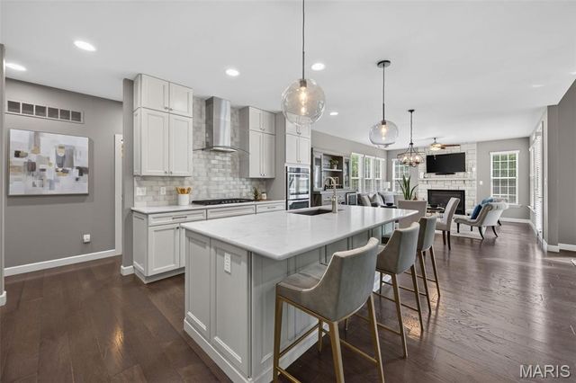 2701 Brook Hill Lane, St Charles, MO 63303