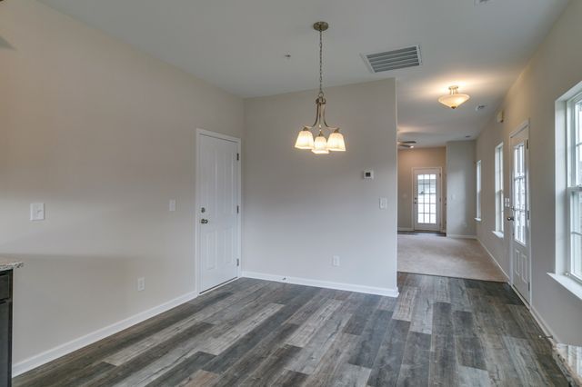 500 Acton Dr, Spring Hill, TN 37174