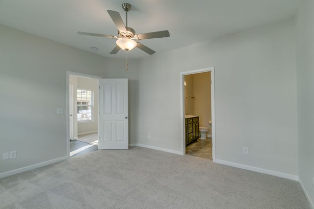 500 Acton Dr, Spring Hill, TN 37174