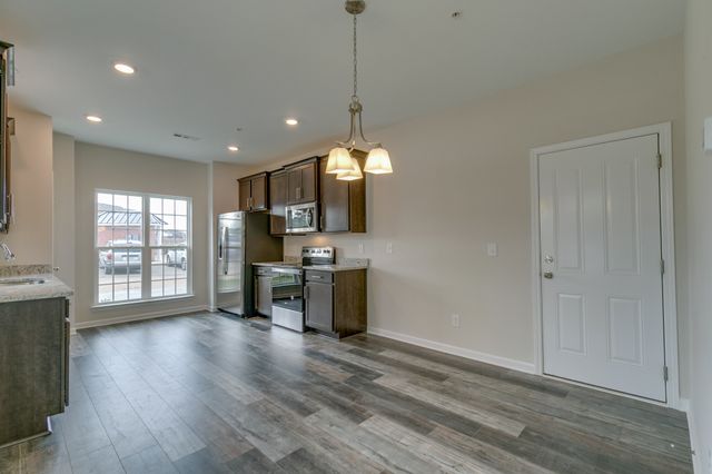 500 Acton Dr, Spring Hill, TN 37174