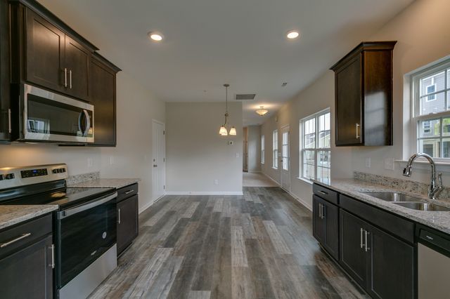 500 Acton Dr, Spring Hill, TN 37174