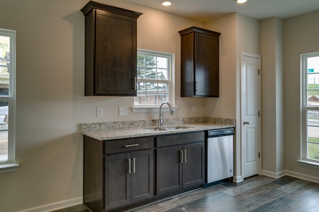 500 Acton Dr, Spring Hill, TN 37174