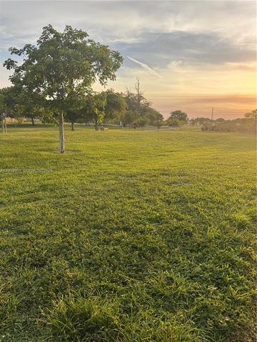 7070 NW 177th St 203-10, Hialeah, FL 33015