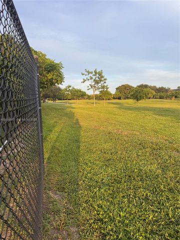 7070 NW 177th St 203-10, Hialeah, FL 33015
