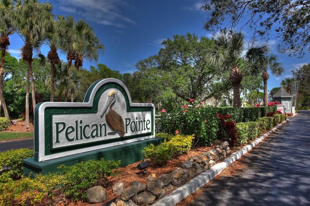 5725 Pelican Pointe Dr 4, Sebastian, FL 32958