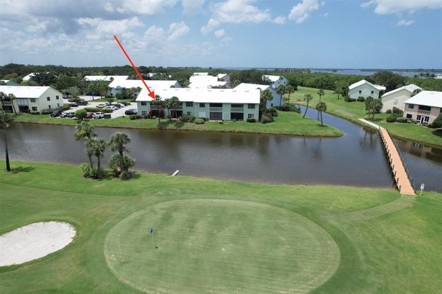 5725 Pelican Pointe Dr 4, Sebastian, FL 32958