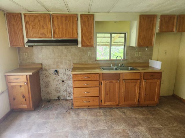 11345 Crossno Drive, Cleveland, TX 77328
