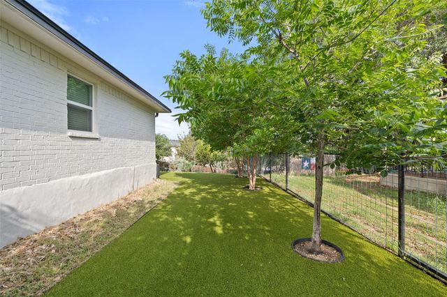 2819 Declaration CIR, Lago Vista, TX 78645