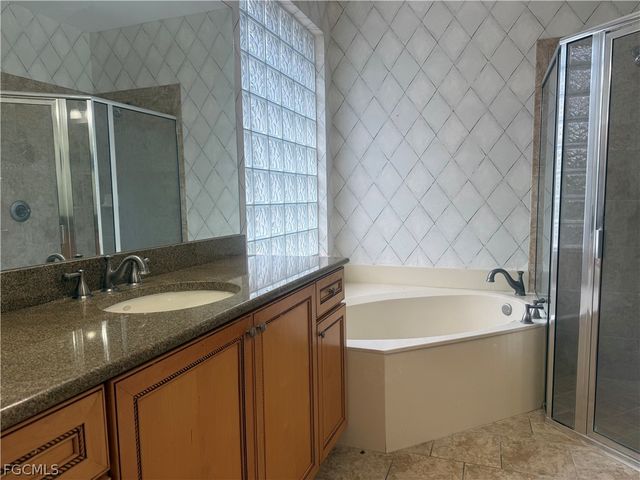 10812 Marble Brook BLVD, Lehigh Acres, FL 33936