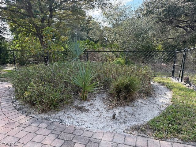 10812 Marble Brook BLVD, Lehigh Acres, FL 33936