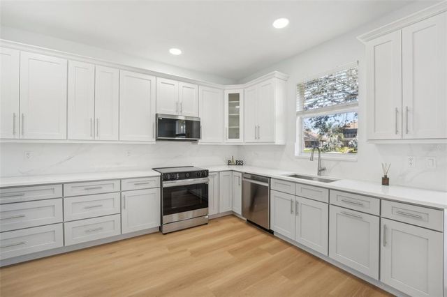 18051 JAVA ISLE DRIVE, Tampa, FL 33647