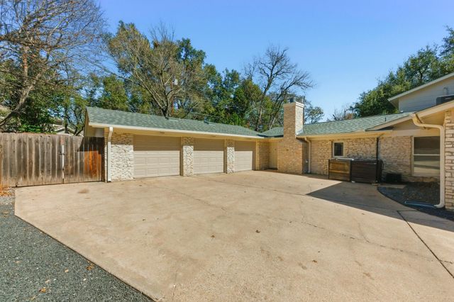 6806 Rockledge CV, Austin, TX 78731