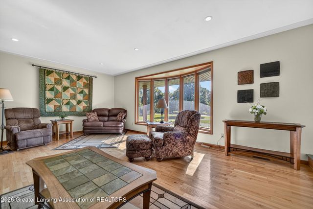 11165 Nixon Road, Grand Ledge, MI 48837