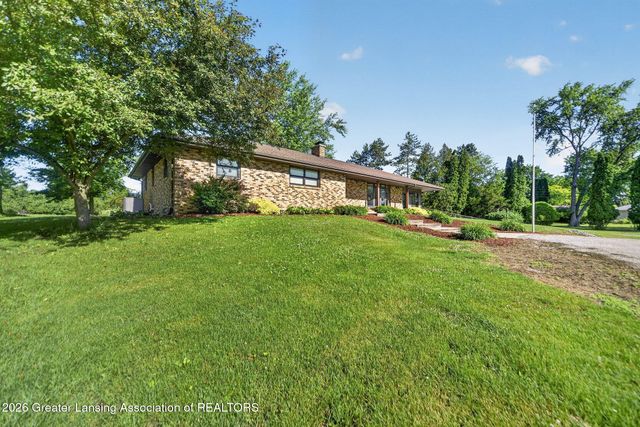 11165 Nixon Road, Grand Ledge, MI 48837