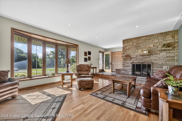 11165 Nixon Road, Grand Ledge, MI 48837