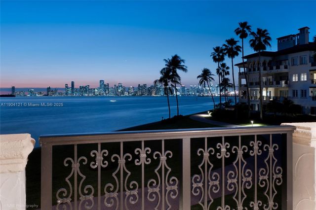 4822 Fisher Island Dr 4822, Miami Beach, FL 33109
