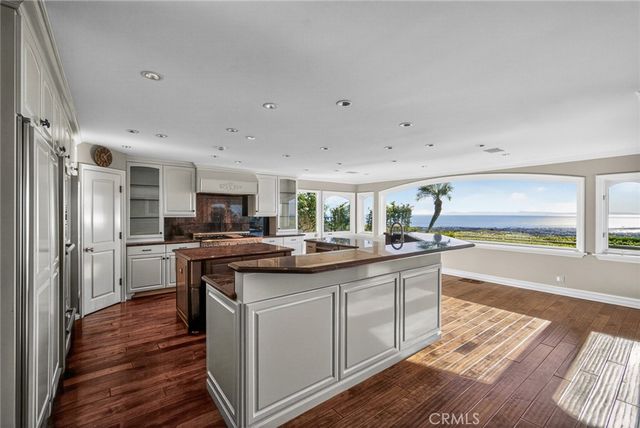 49 Cambria, Corona Del Mar, CA 92625