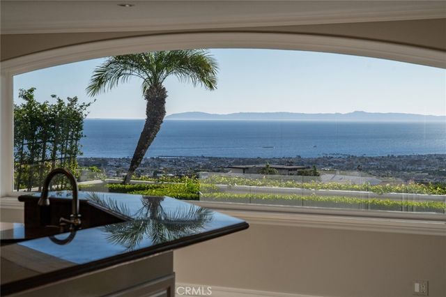 49 Cambria, Corona Del Mar, CA 92625