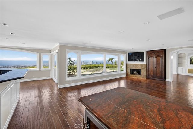 49 Cambria, Corona Del Mar, CA 92625