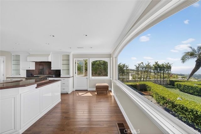 49 Cambria, Corona Del Mar, CA 92625