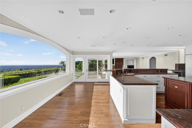 49 Cambria, Corona Del Mar, CA 92625