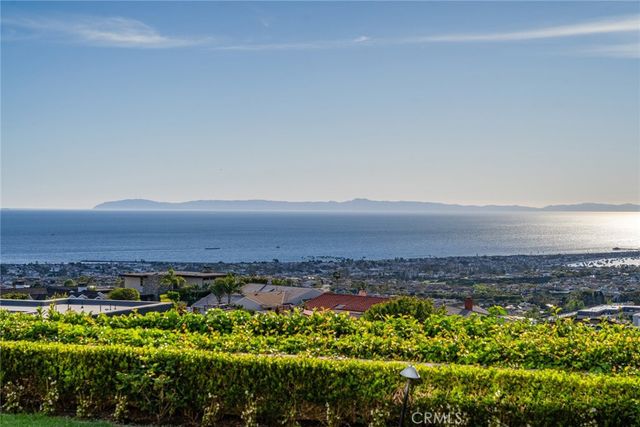 49 Cambria, Corona Del Mar, CA 92625