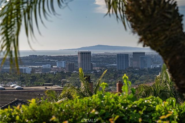 49 Cambria, Corona Del Mar, CA 92625