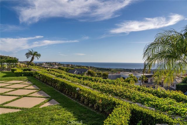 49 Cambria, Corona Del Mar, CA 92625