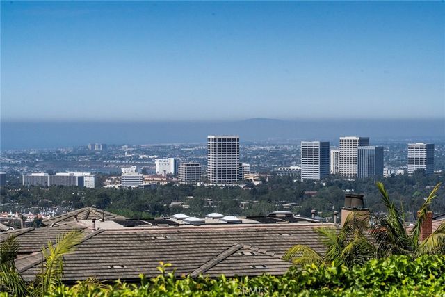 49 Cambria, Corona Del Mar, CA 92625