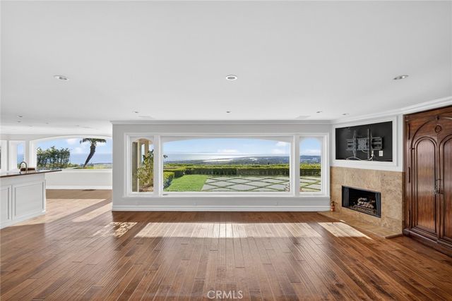 49 Cambria, Corona Del Mar, CA 92625