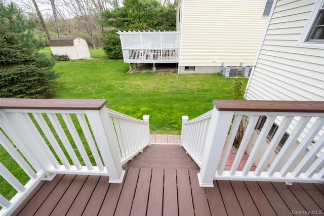 62 Meadowbrook Court, Patterson, NY 12563