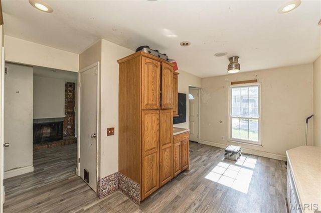 17 Oak Knoll Drive, St Peters, MO 63376