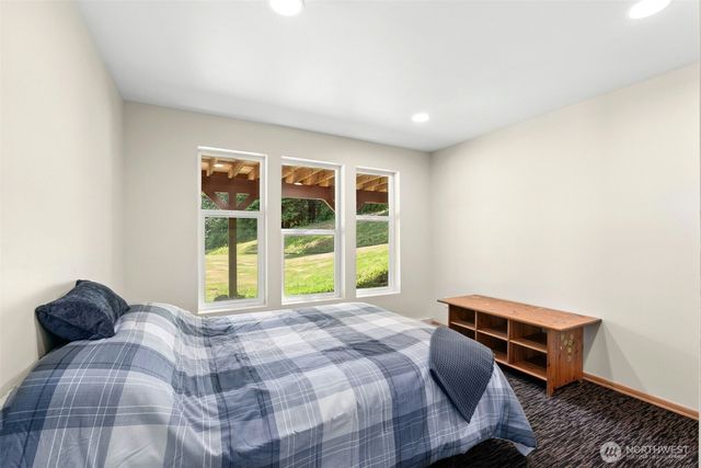 10025 333rd Avenue SE, Sultan, WA 98294
