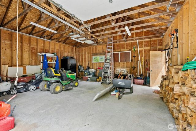 10025 333rd Avenue SE, Sultan, WA 98294