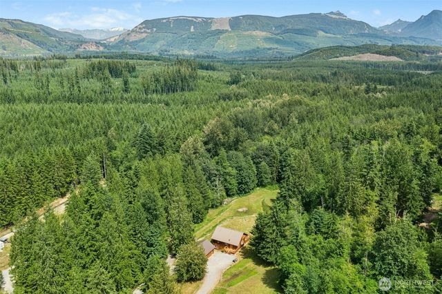 10025 333rd Avenue SE, Sultan, WA 98294