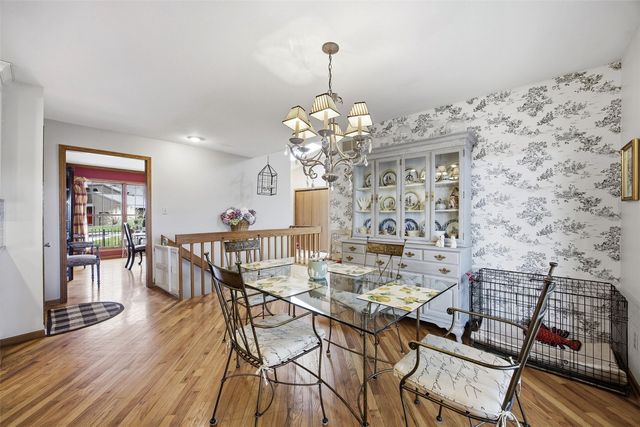 3634 Honey Hill Drive SE, Cedar Rapids, IA 52403